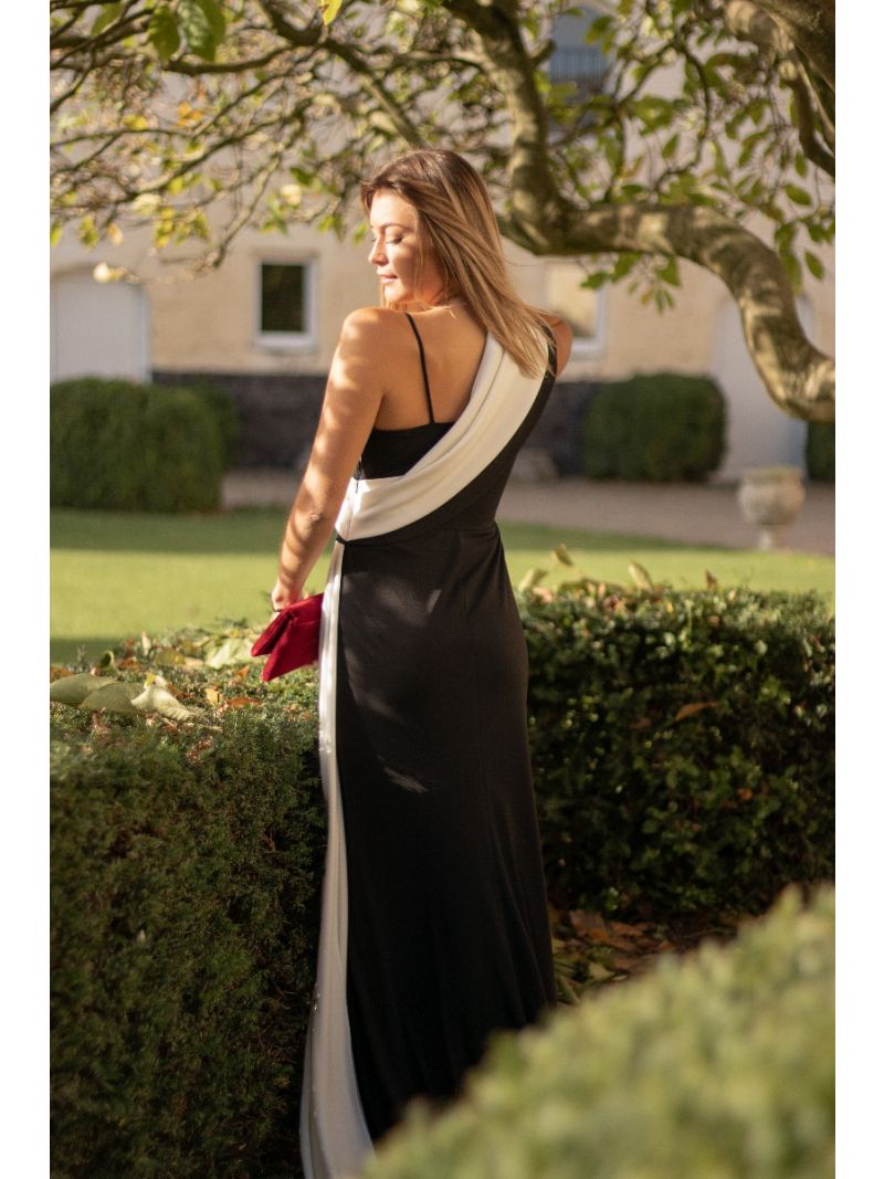 Tweekleurige zwart-witte lange jurk