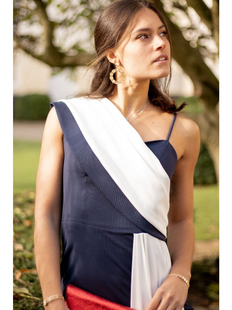 Tweekleurige lange jurk in marineblauw en wit